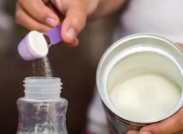 宝宝奶粉可以添加营养快线一起喝吗