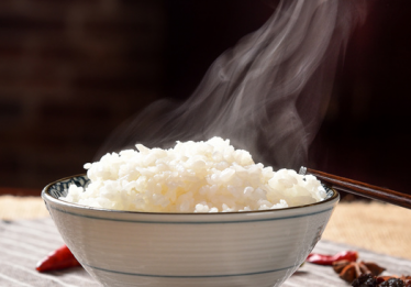 顺产后多久可以吃饭喝水