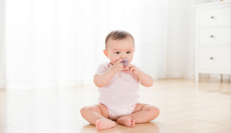 宝宝6个月断奶和1岁断奶区别大吗？