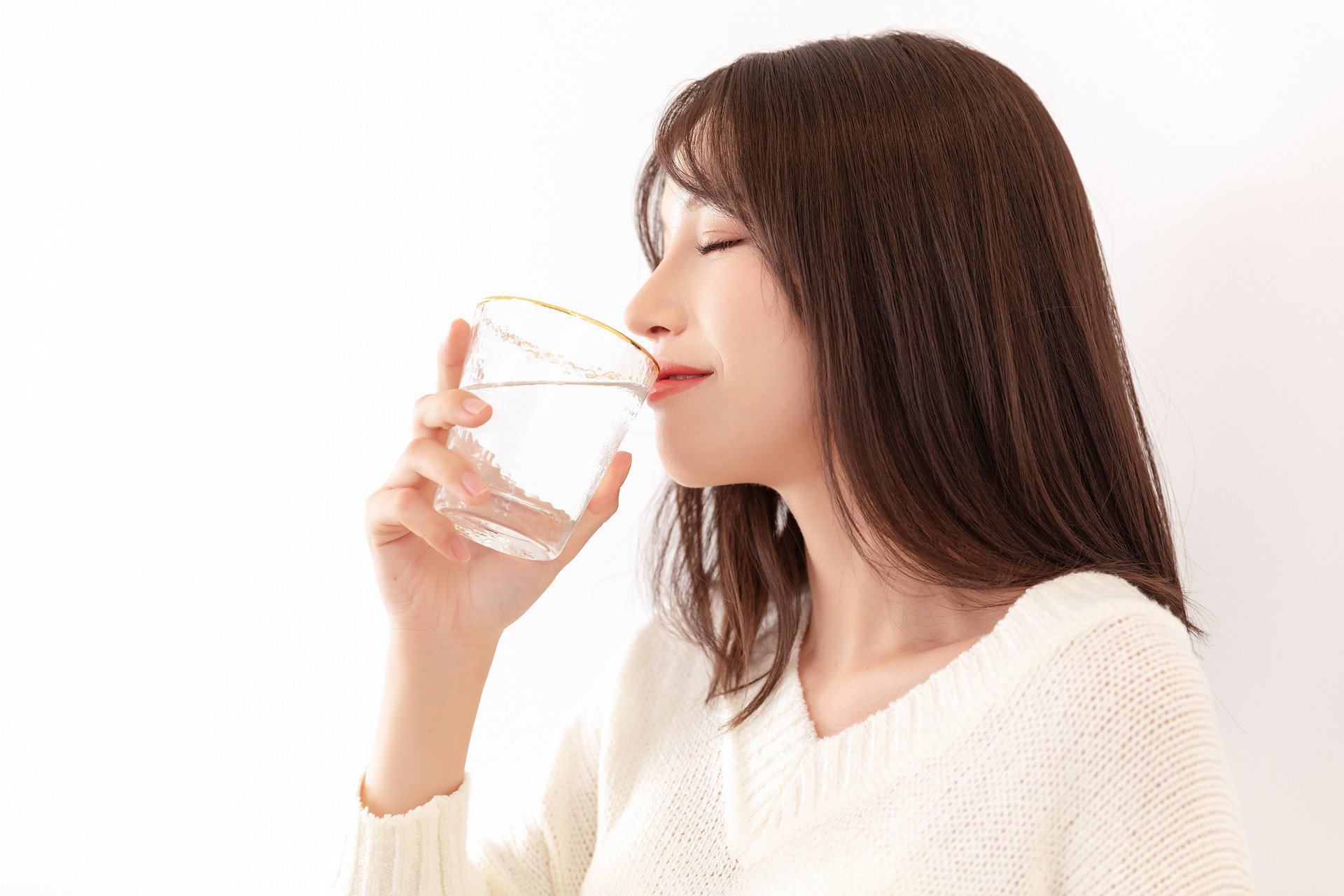 经常喝烫水会得食道癌吗