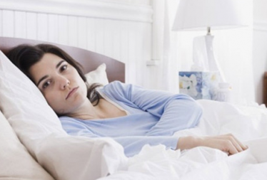 产后出汗是因为什么