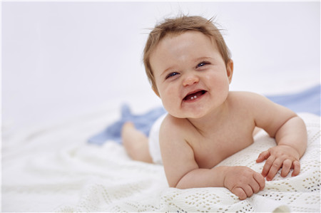 寶寶出牙的順序和時間是什么 寶寶多大開始長乳牙