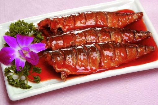 哺乳期可以吃鲅鱼吗