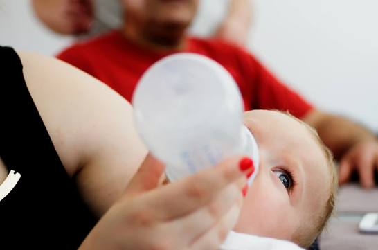 哺乳期多喝水会增加奶水量吗
