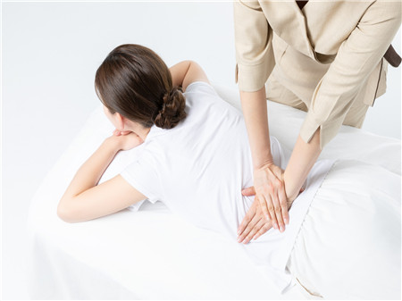 剖腹产后腰背臀部痛为什么 多跟这三个因素有关
