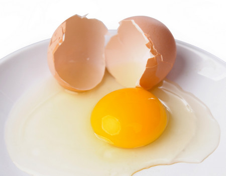 宝宝第一次吃蛋黄吃多少合适