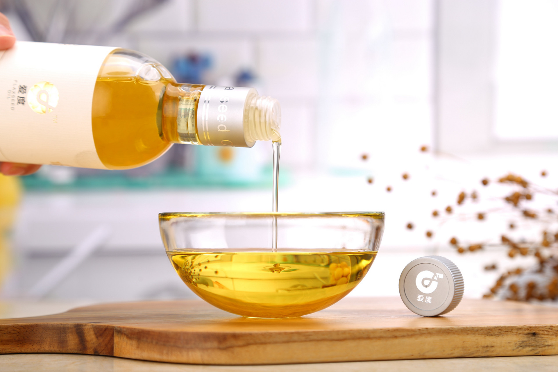 亚麻籽油的功效与作用及食用方法