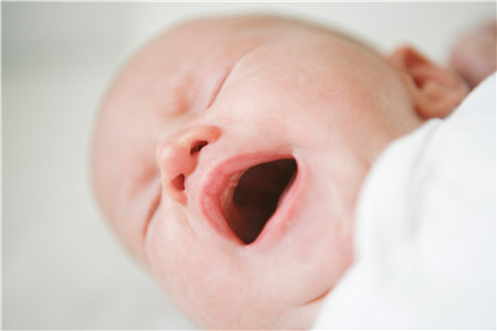 婴儿可以用艾叶敷肚脐眼吗 婴儿肚脐如何护理