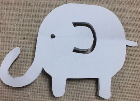 剪纸大象的剪法步骤