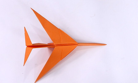 手工折纸飞机的步骤图解