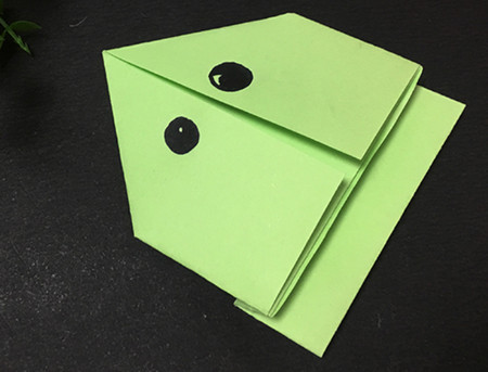 折纸青蛙简单折法