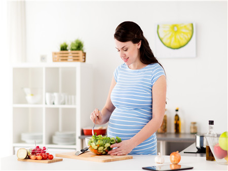 孕期每个月应该补充什么营养 这样吃宝宝聪明又健康