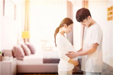 准爸爸如何进行胎教