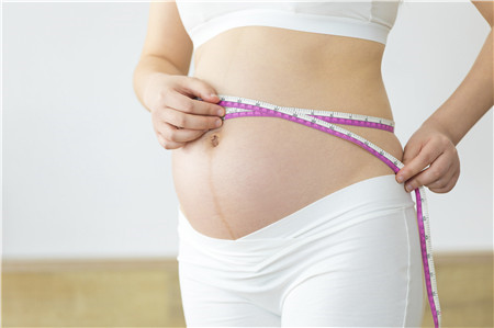 抚触胎教方法 孕期8个月前应逆时针方向