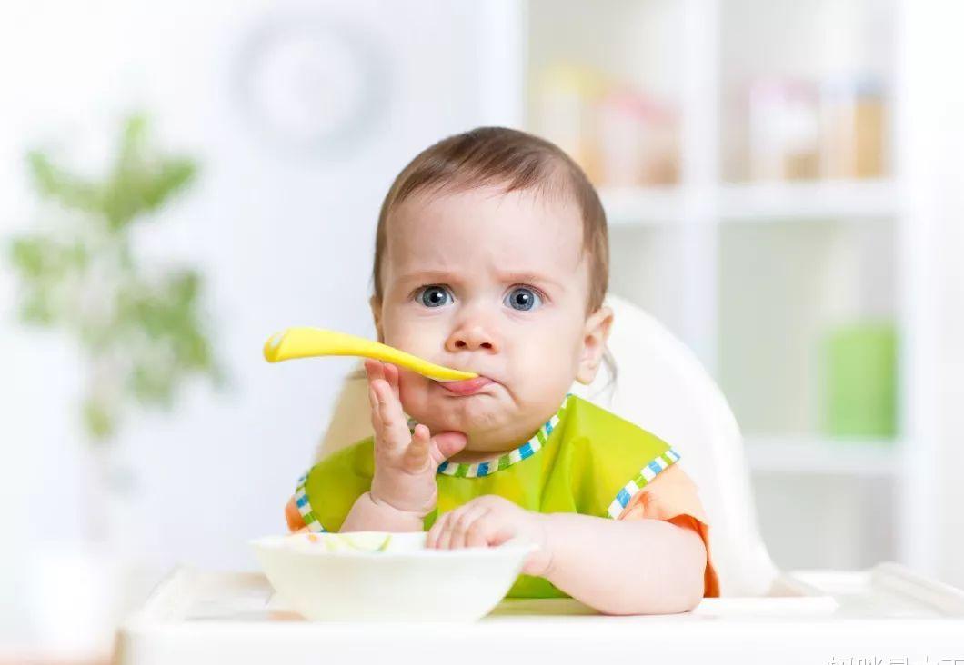 孩子不爱吃饭是什么原因造成的，基本都在这六条里