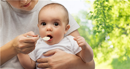 三岁宝宝缺维生素吃什么