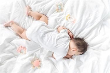 宝宝睡得太少了有问题吗