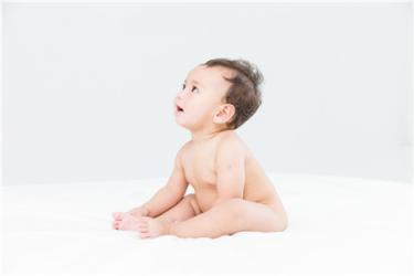 宝宝断夜奶的方法和技巧