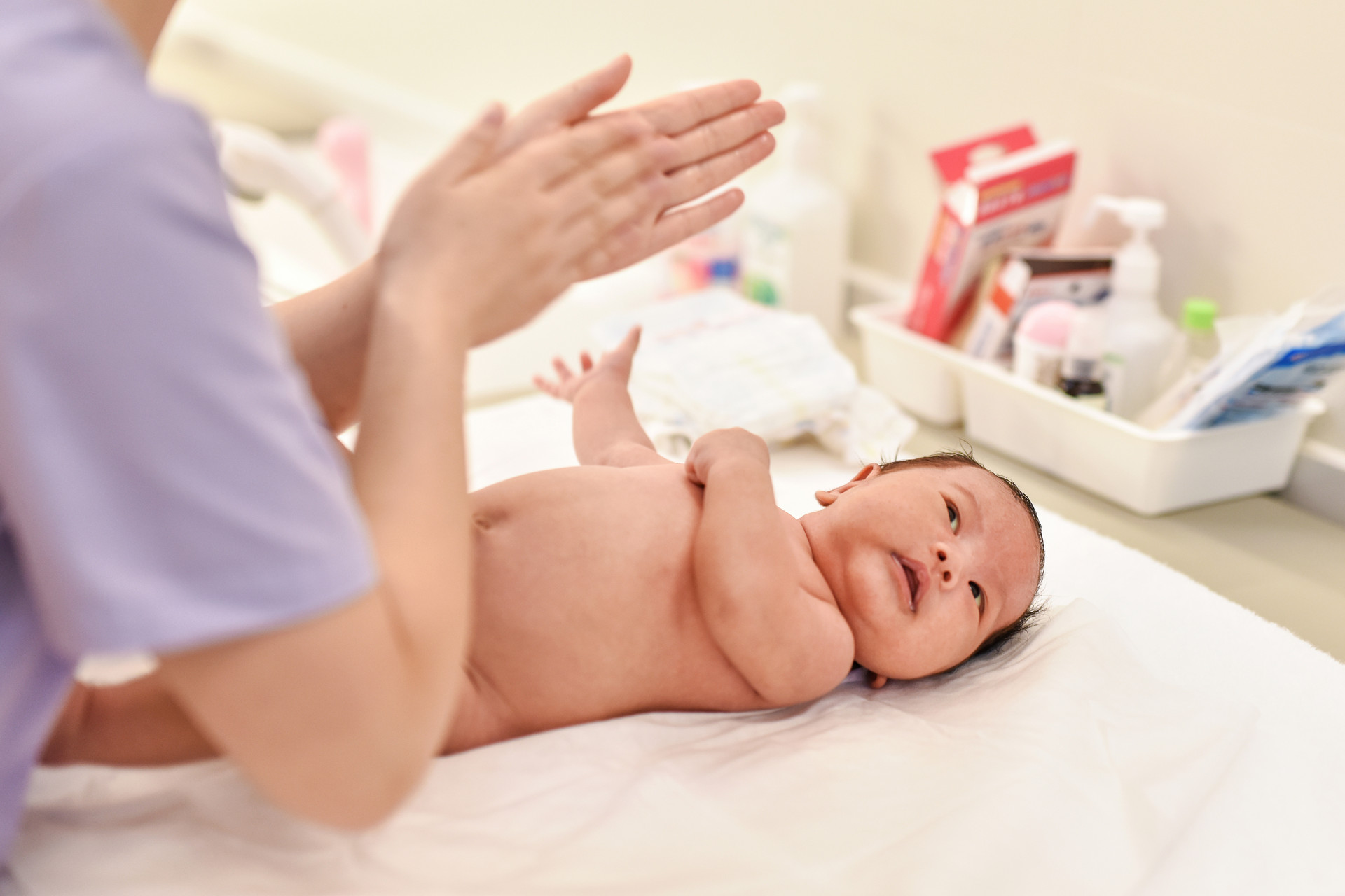新生儿黄疸怎么测量准确