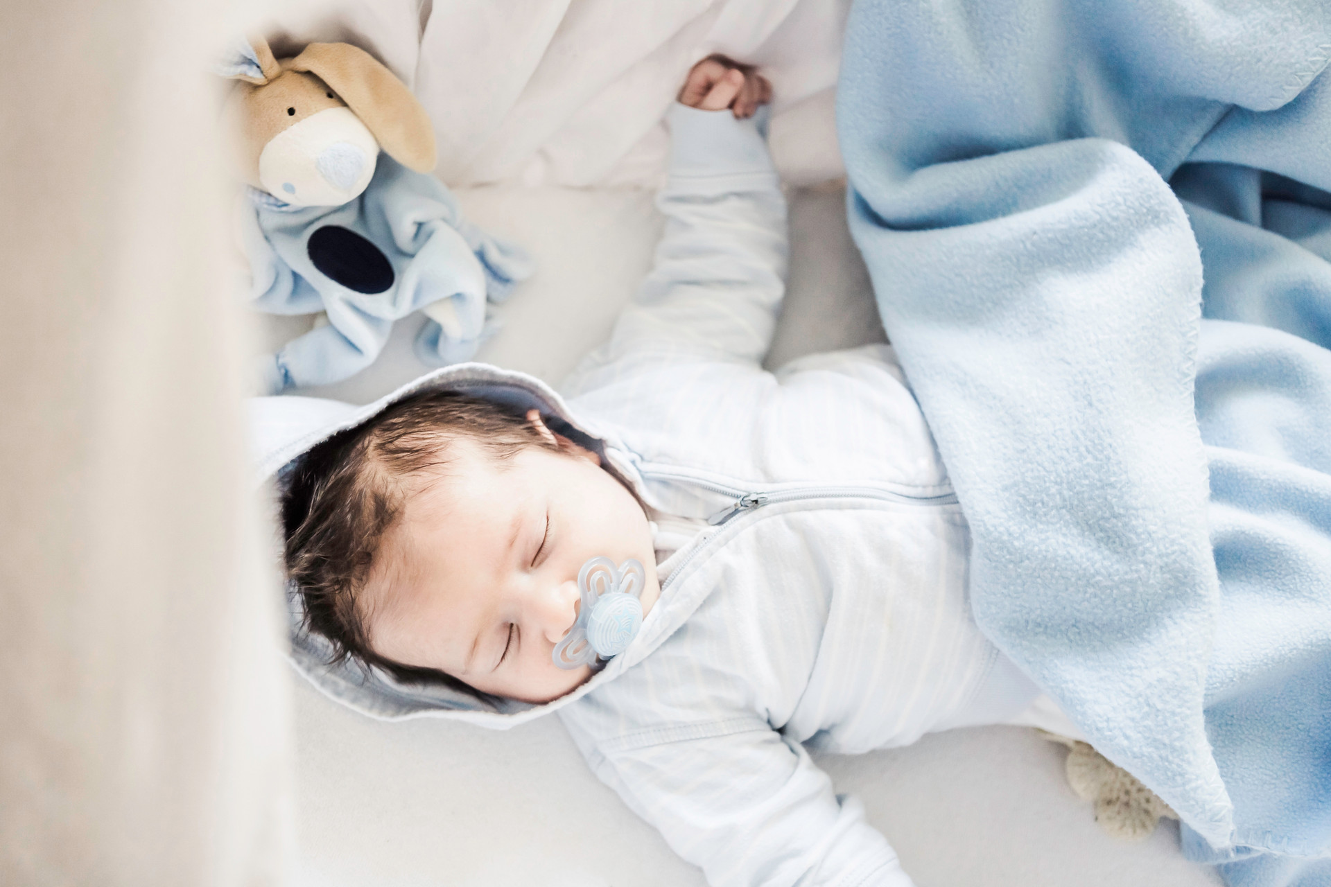 八个月宝宝睡多高的枕头合适