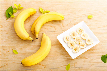 小孩喉咙有痰能吃香蕉吗