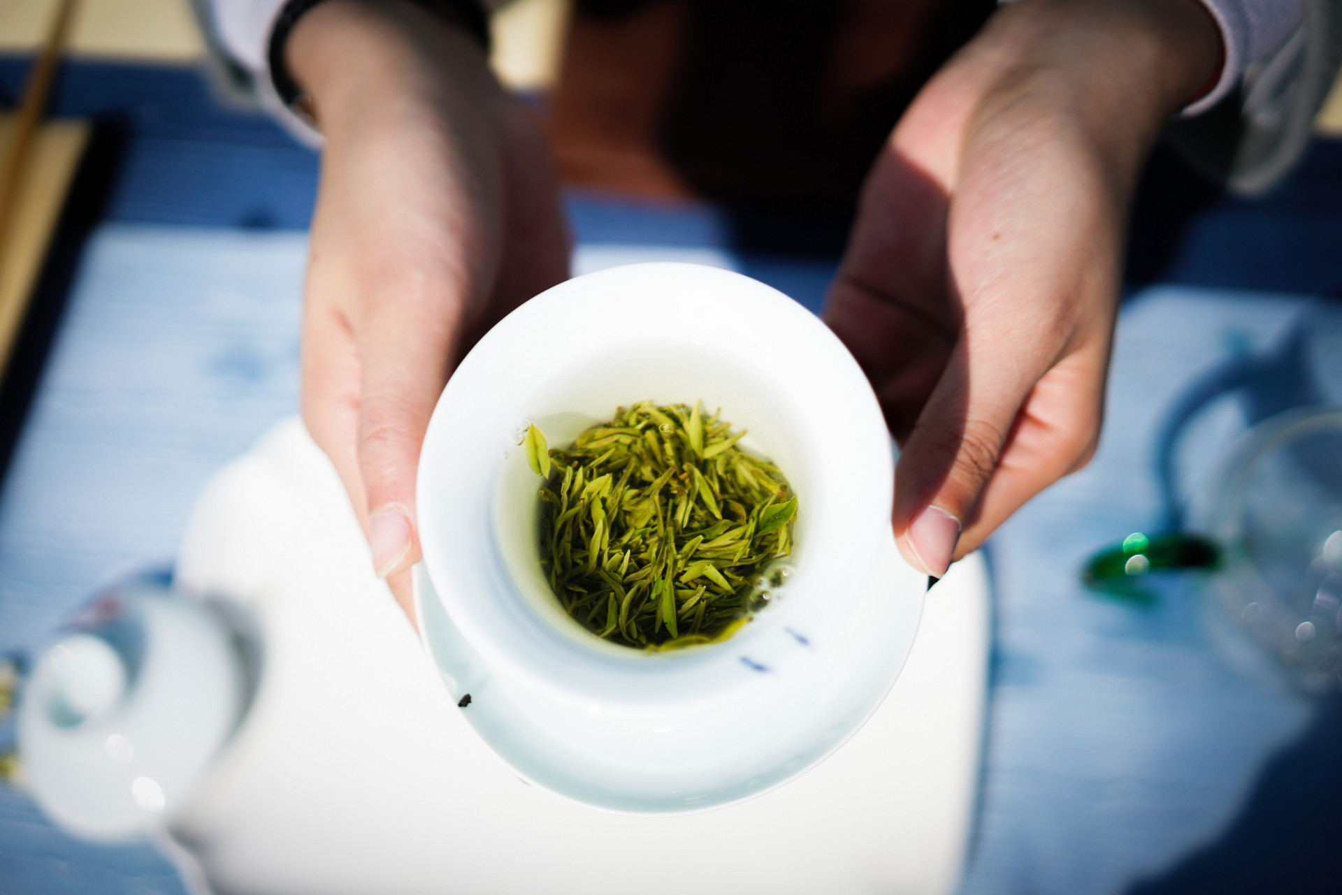 走笔谢孟谏议寄新茶诗拼音版