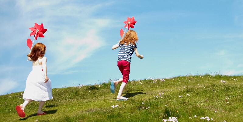 春天小孩出门需要戴帽子吗