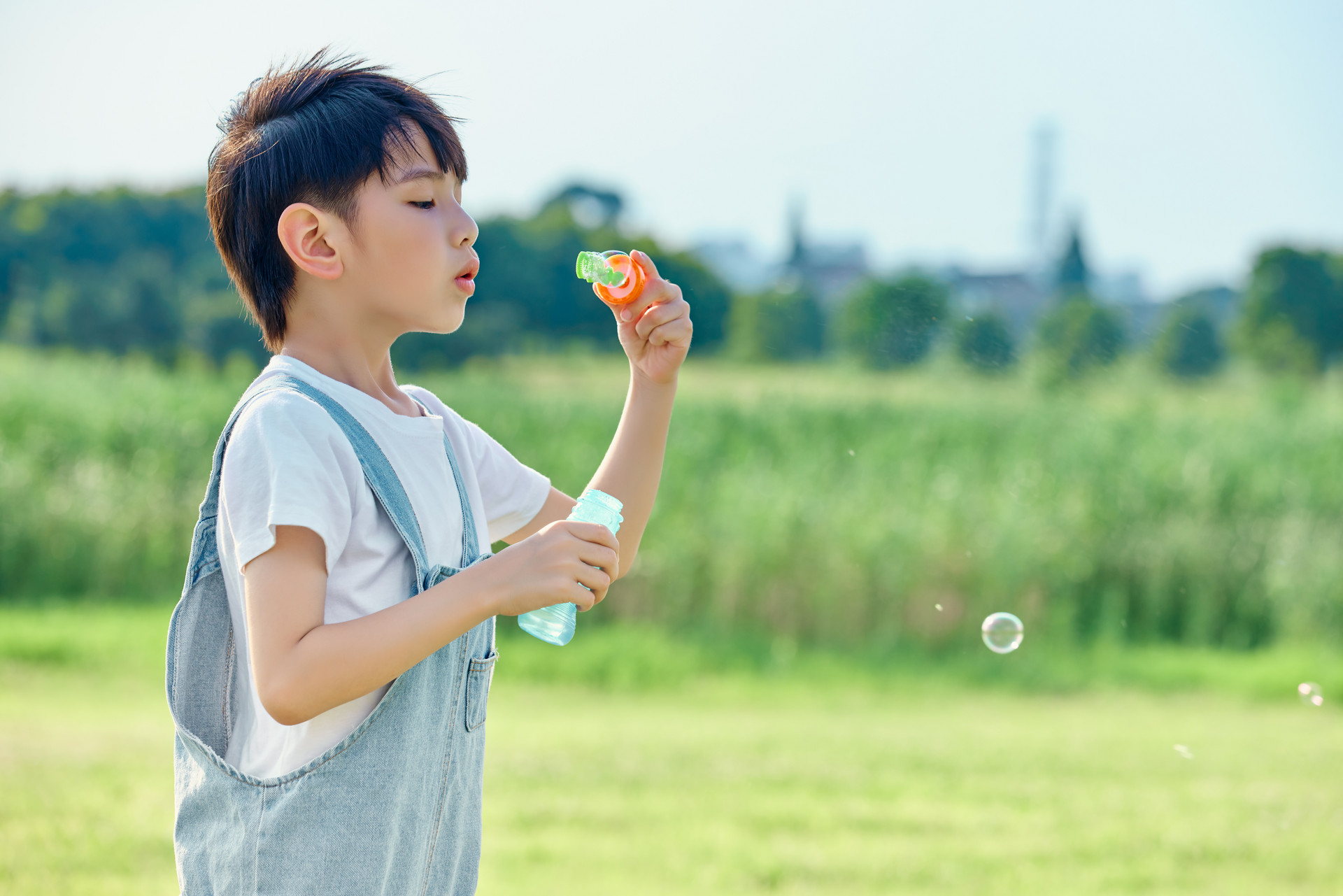 2022年农历十月出生的男孩取名 出自诗经楚辞的有诗意名分享