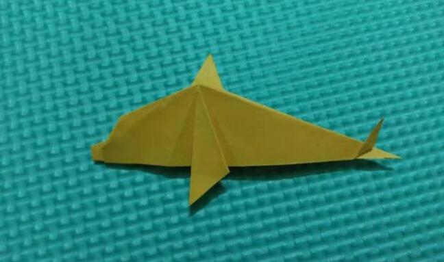 海豚折纸图解步骤