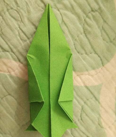 怎么用纸折火箭 手工折纸火箭的折法