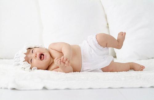 新生儿养护的一些注意事项