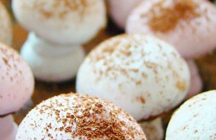 美容养颜甜品推荐:蛋白霜小蘑菇