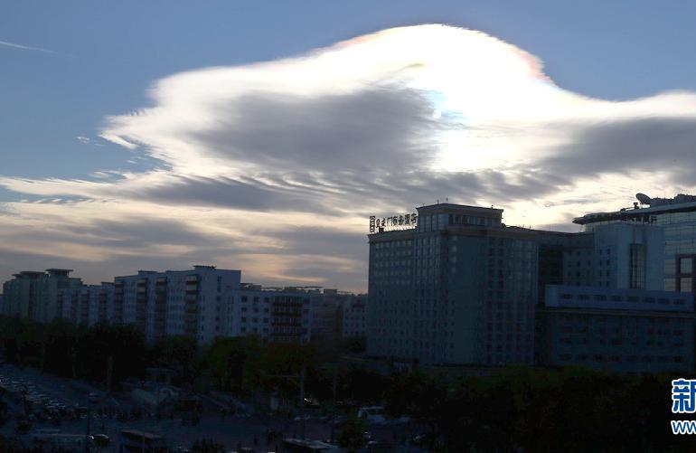 北京上空祥云奇景（图）