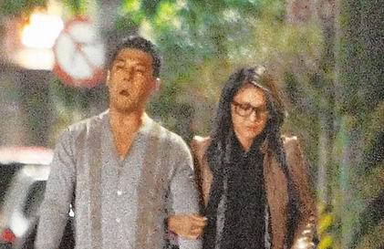 林若亚孙志浩恋情有意公开 十指紧扣漫步街头