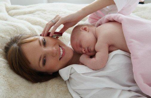 教妈妈们怎样给宝宝做人工呼吸