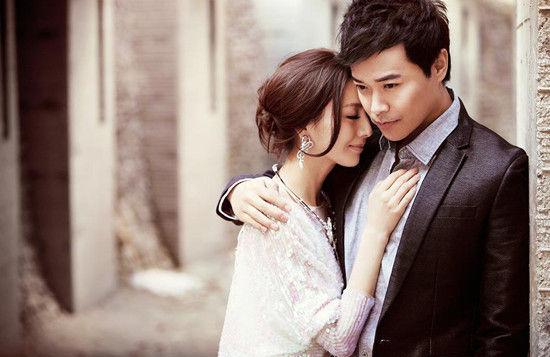 陈思成佟丽娅登记结婚 男方经纪人：不知情