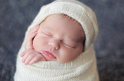 讲解9种新生儿常见皮肤病
