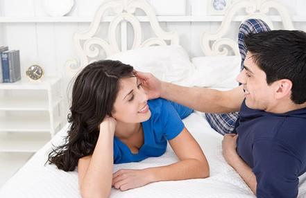 怀孕期间怎么同房