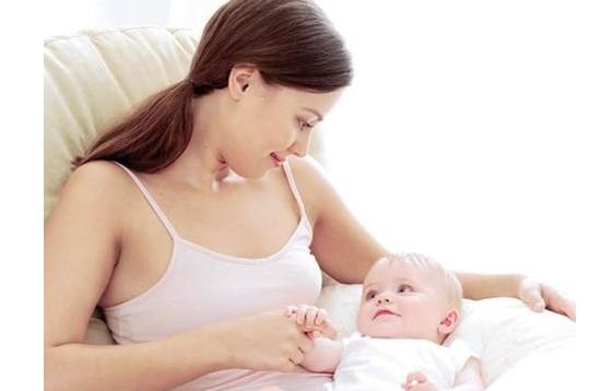产后哺乳能促进婴儿感觉发育