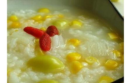 宝宝消化不良食疗：玉米粥