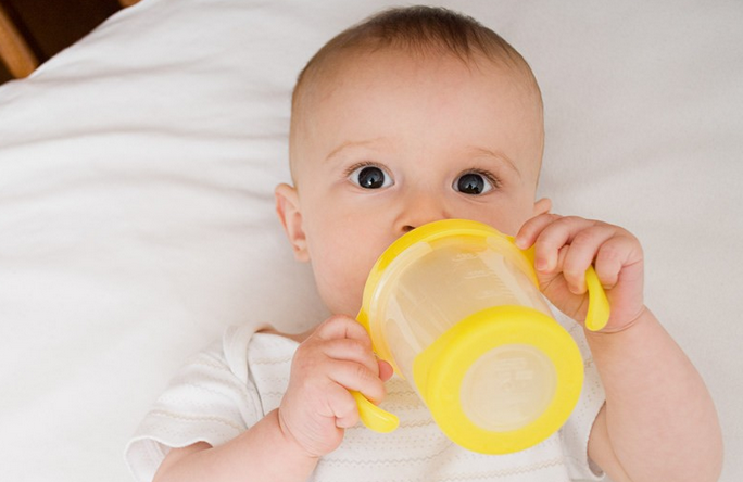 奶粉喂养宝宝的10个问题