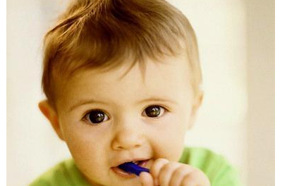 宝宝乳牙的常见疑问解答