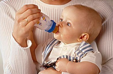 牛奶宝宝便秘建议查查乳糖