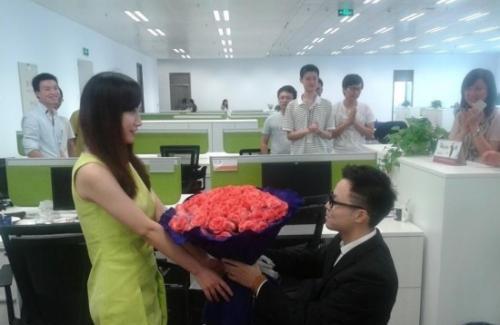 最牛牛郎驾百辆兰博基尼求婚 吴建豪婚讯公布