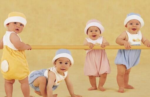 婴幼儿X或O型腿是正常还是异常?