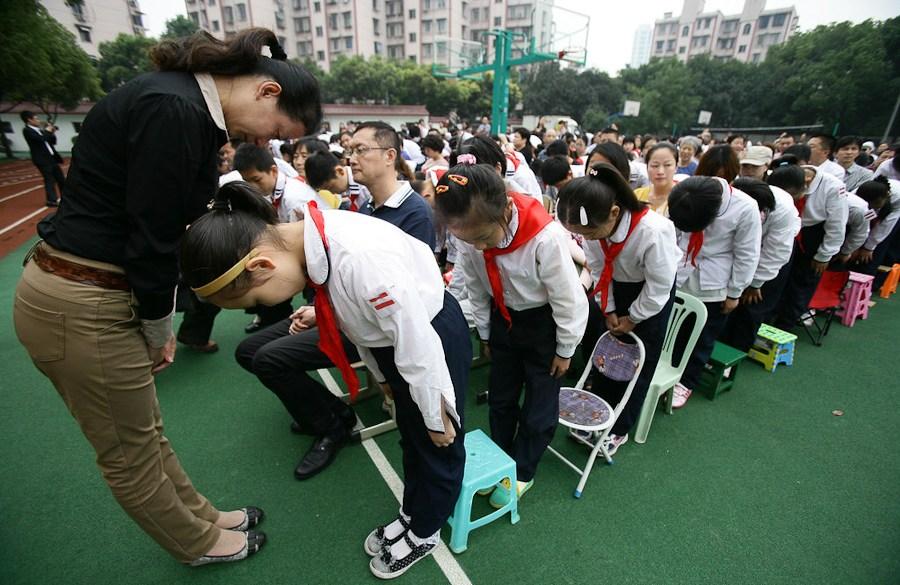 孝德课率先在宁波小学开课，感动数千家长师生!