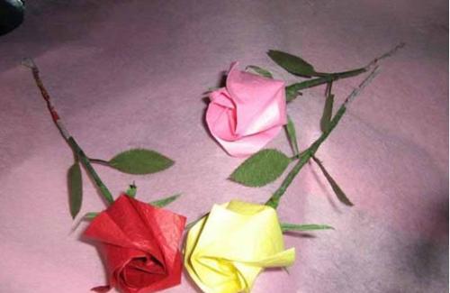 幼儿手工折纸：玫瑰花
