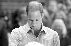 英国威廉王子带孩子不容易 比执行任务累多了