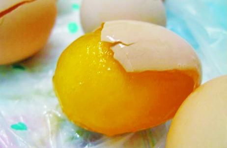 洛阳假鸡蛋像橡皮筋 辨别真假鸡蛋有什么方法