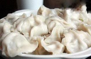河北邯郸特色小吃：一篓油水饺的做法